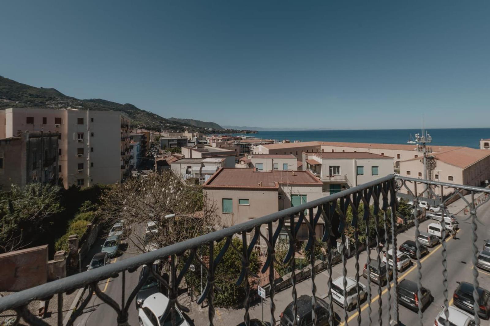 Villa Di Giorgi Apartments Center 체팔루 외부 사진